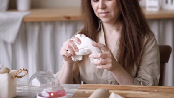 Handcraft Woman Master Modeling Cold Porcelain Hands Pressure Dough Porcelain Girl Sculpts From