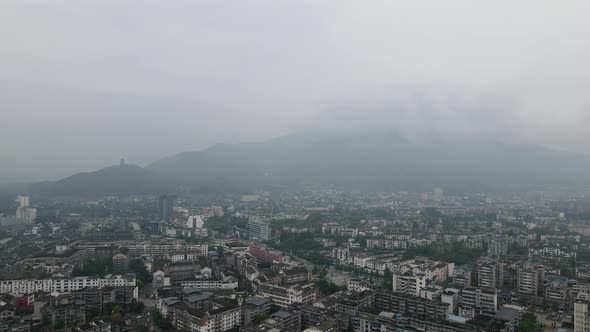 Dujiangyan City, Cloudy