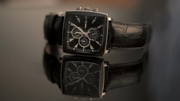 Elegant Black Watch