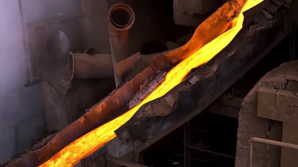 Liquid metal from flowing from blast furnace