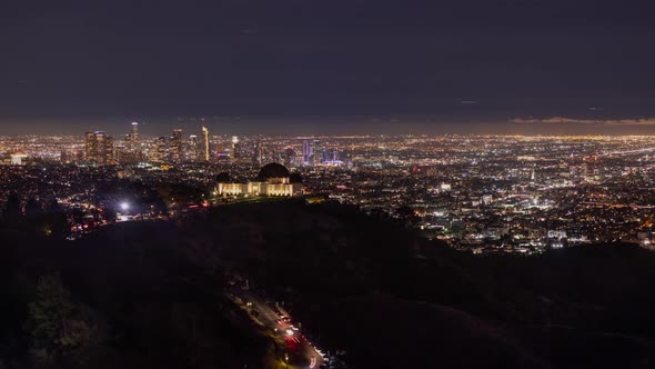 Time lapse of downtown Los Angeles behind the Griffith Observatory