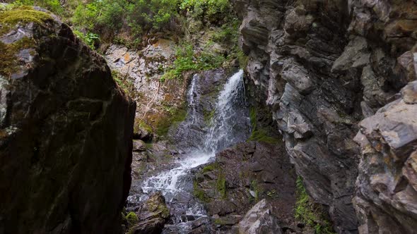 Che-chkish Waterfall in Altai