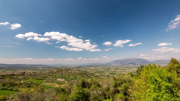 4K Timelapse Beautiful plain in Umbria, Italy