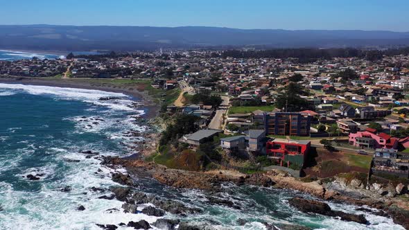 Pichilemu, infiernillo beach, midday drone shotpunta de lobos en Colchagua cardenal caro