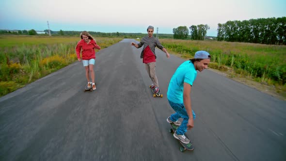 Longboarding with Friends alt
