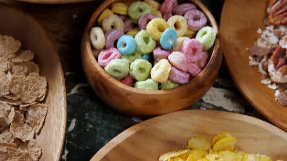 Bowls of various breakfast 4k