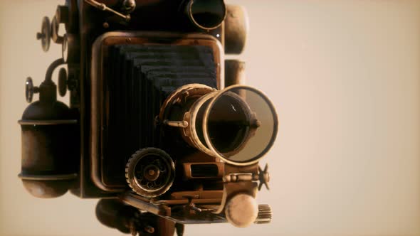 Antique Old Retro Photo Camera alt