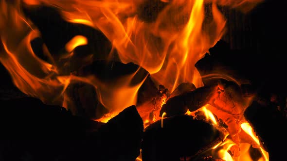 Wooden Fire Burning Flames  alt