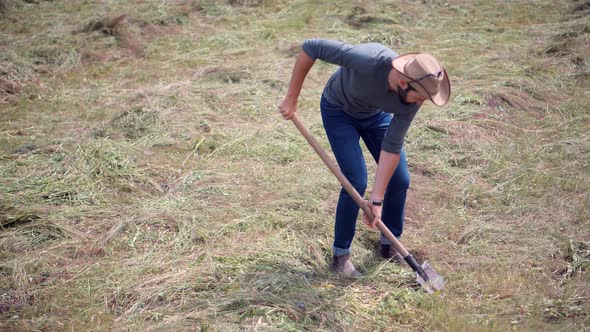 Agronomist Digs Shovel On Field. Farmer Cultivate Vegetables Farm.  Harvesting Field Soil.