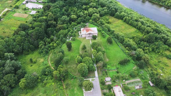 Old Estate in Belarus, the Village of Khalch, Gomel Region. Beautiful Picturesque Landscape From