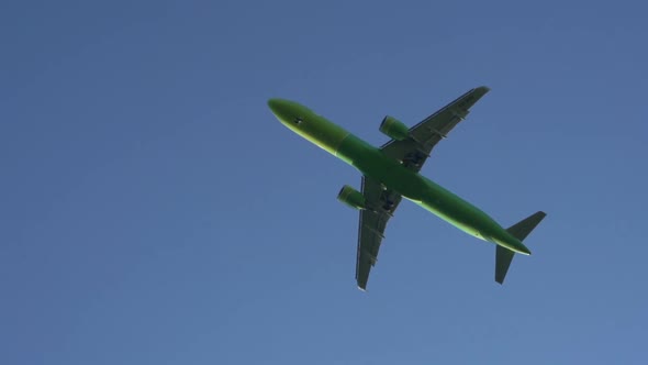 Airplane Flight in the Sky in Cloudy Cloudy Summer Weather