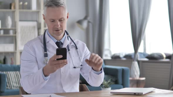 Online Video Chat By Doctor Via Smartphone