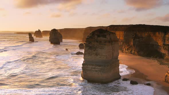 twelve apostles on the great ocean road at sunset