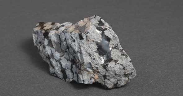 Mineral Snow Obsidian