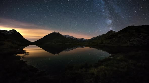 Night Sky on The Alps, Time Lapse Milky Way Stars Rotating Over Mountains alt
