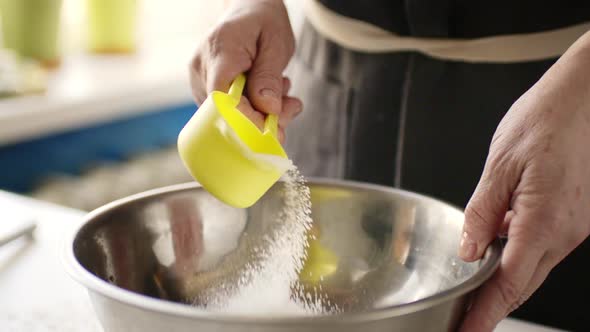 Add Sugar To Dough