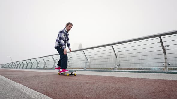 Stunts and Boarding on the Pedestrian Bridge