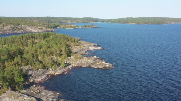 Skerriy in the northwestern part of the Lake Ladoga