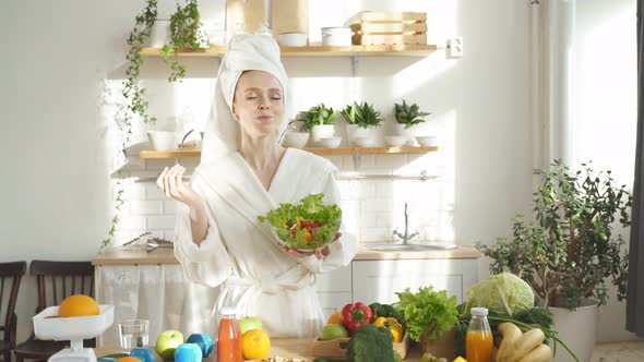 Cute Vegetarian Tells the Camera About the Benefits of Natural Products and How to Cook Them at Home