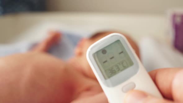 Measuring Baby Temperature with Digital Thermometer