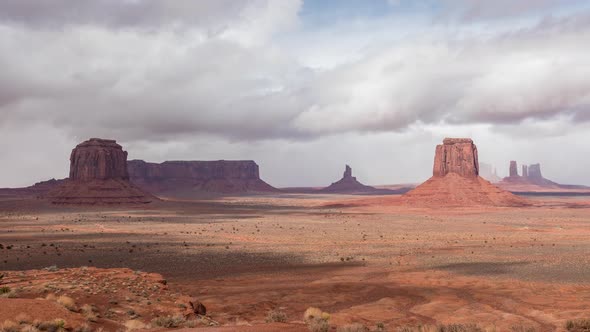 Monument Valley, Utah Artist Point Cloudscape Day