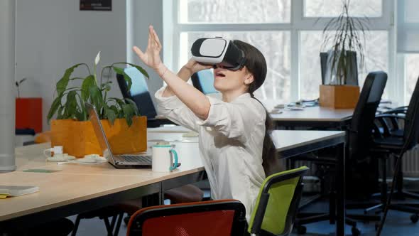 Happy Young Businesswoman Smiling To the Camera, Using 3d Vr Glasses