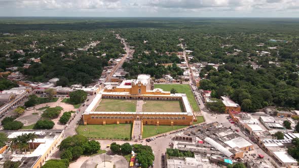 Front view of the Izamal main monastery in the maya jungle