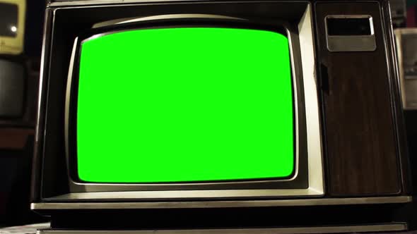 Vintage Television with Green Screen. Dolly Out.