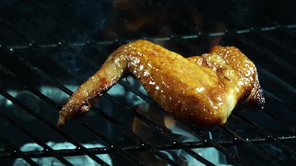 Grilling BBQ Chicken Wings in ultra slow motion 