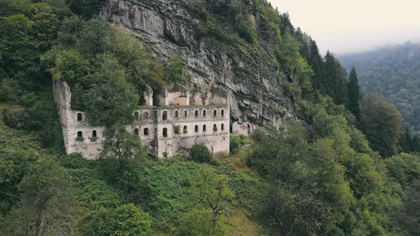 Vazelon Monastery is an unused historical monastery in Trabzon