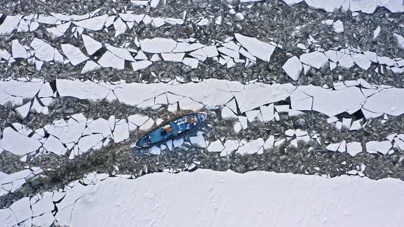 Icebreakers on Vistula river breaking ice, Poland, 2020-02-18