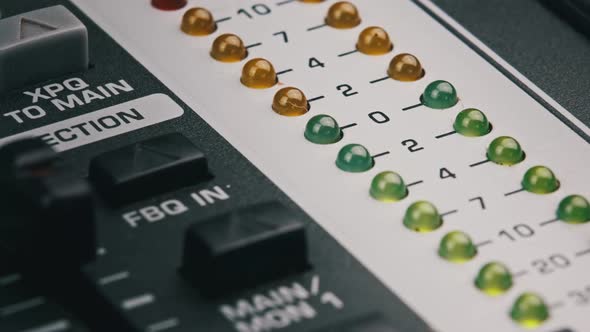 LED Indicator of Sound Level Signal on the Mixing Console in Macro