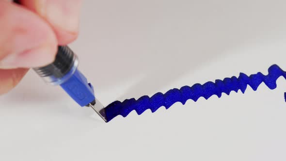 Parallel Pen for Calligraphy Closeup