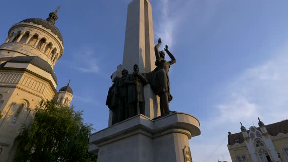 Memorial with soldiers in the city center