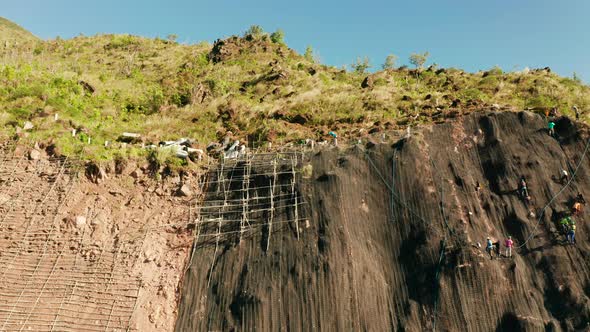 Rockfall Protection Netting Safety Wire Mesh in the Mountains