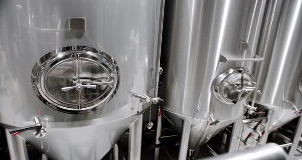 Stainless Steel Tanks for Brewing Beer