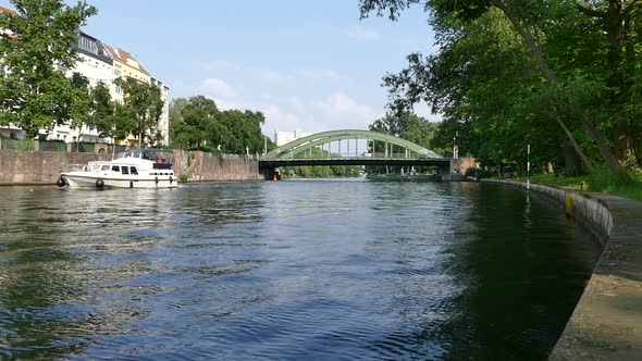 Berlin City - Spree River - Ship, Bridge, Park