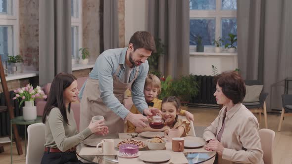 Family Dinner On Womens Day