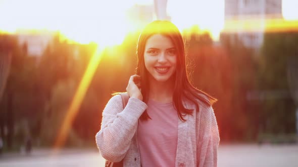 Charming Woman Sunset Portrait Smiling Face City