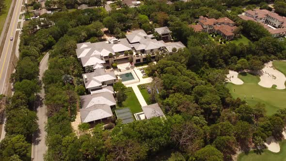 Aerial Pull Out Shot Michael Jordan Florida Mansion 4k