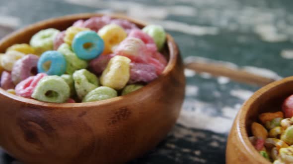 Bowls of various breakfast 4k