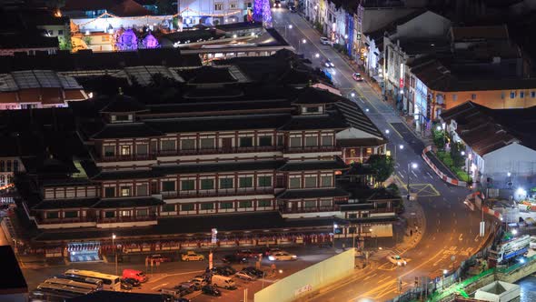 4k Time-lapse of the Buddha Tooth Relic Temple in Chinatown at night, Singapore