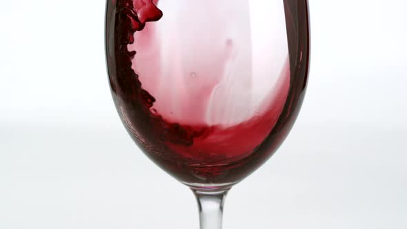 Pouring wine, Slow Motion alt