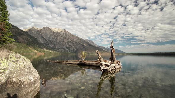 Time Lapse at Jenny Lake with Kayakers