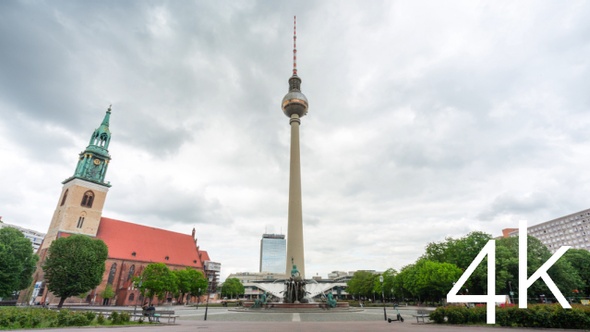 Timelapse of berlin city skyline on a cloudy day.