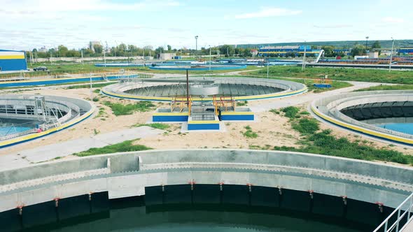 Wastewater Treatment Site with Outdoor Reservoirs