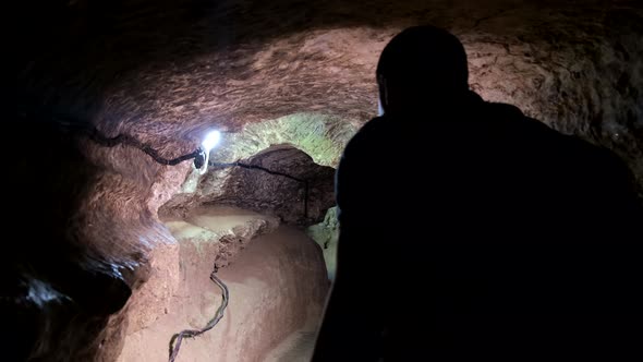 The Archaeologist Surrounds the Dungeon He Illuminates the Path with a Lantern