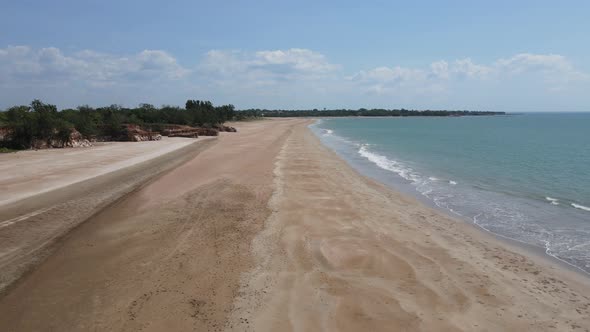 Elevating Drone footage of Casuarina Beach to Darwin Skyline, Northern Territory