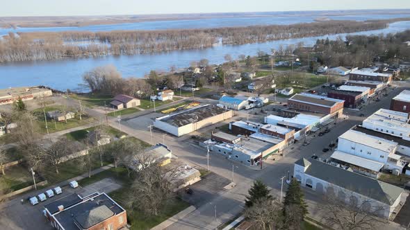 The mighty Illinois River at flood stage in the Spring time