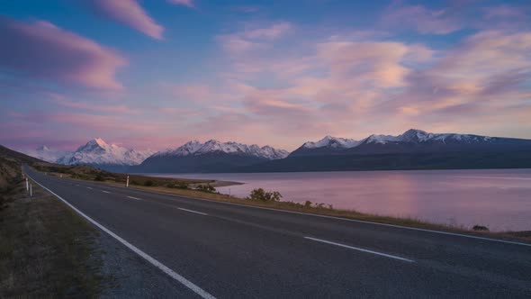 New Zealand scenic road to Aoraki